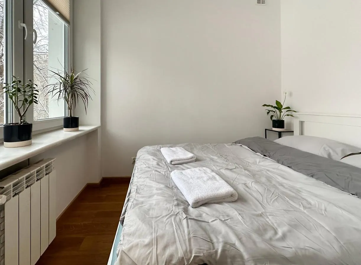 Royal Lazienki. Beautiful Apartment By The Park. Varşova Polonya